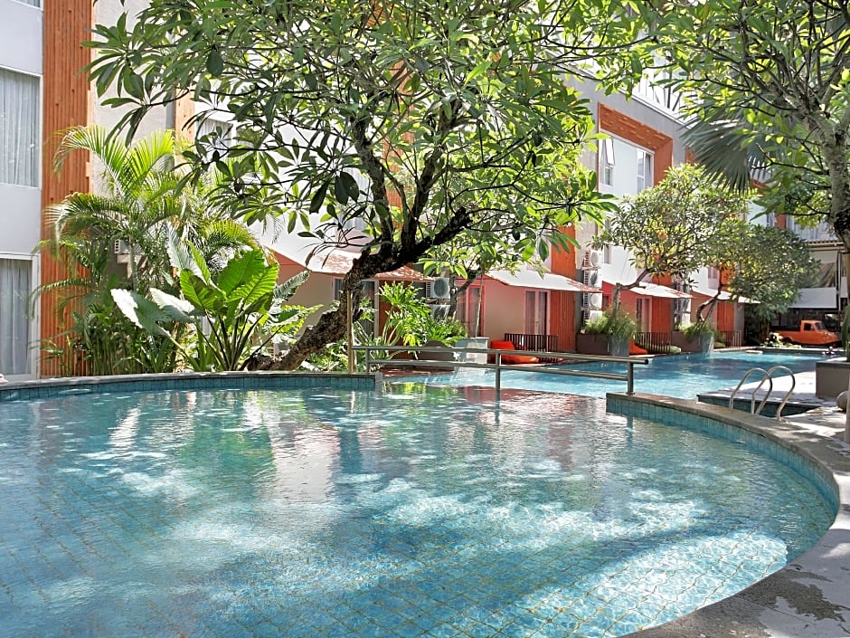 Harris Hotel & Residences Sunset Road