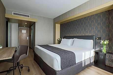 Standard Double or Twin Room with Extra Bed