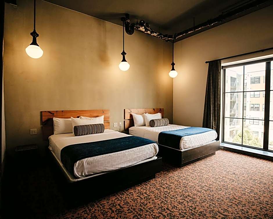 Brewhouse Inn And Suites
