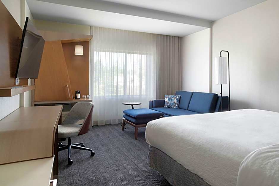 Courtyard by Marriott Hot Springs