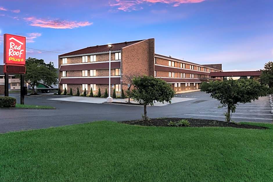 Red Roof PLUS+ Columbus - Worthington