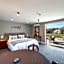 Manata Homestead & Lodge