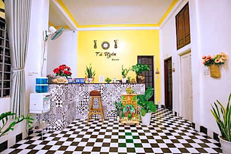 Tú Uyên Homestay