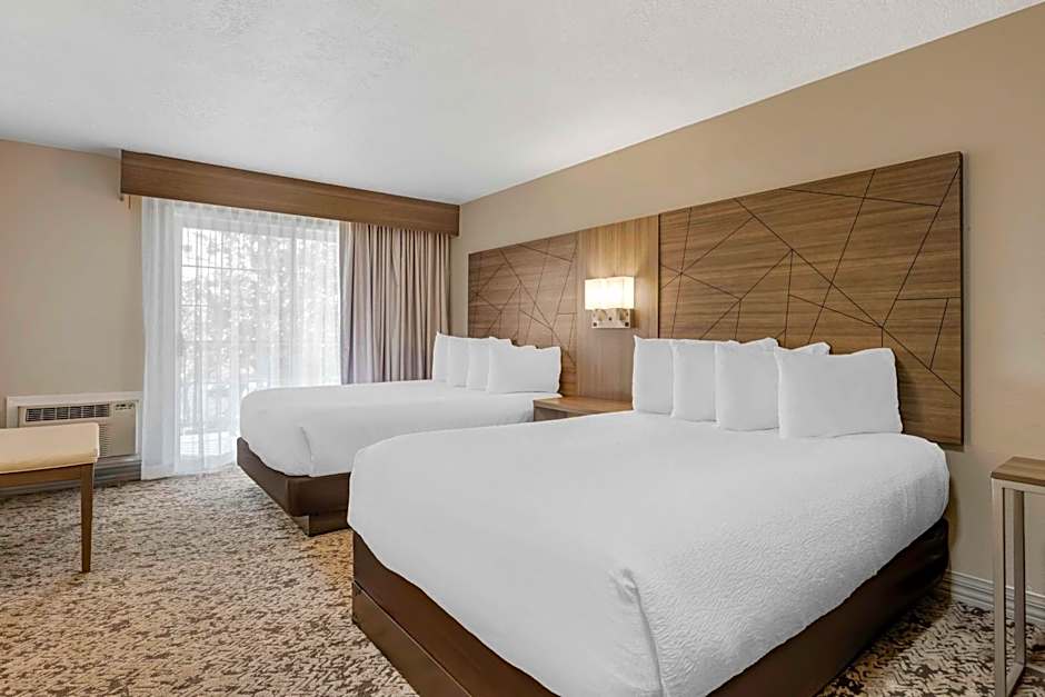 Best Western Plus Grand Manor Inn