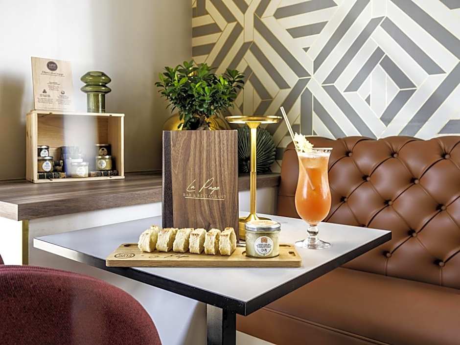 Mercure Paris Bercy Bibliotheque