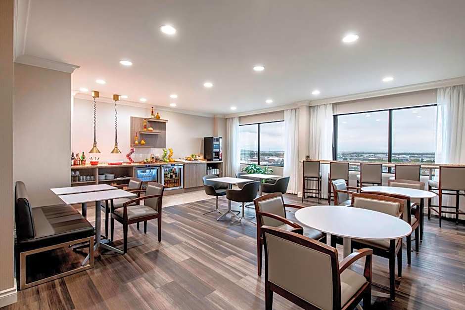 Delta Hotels by Marriott Regina