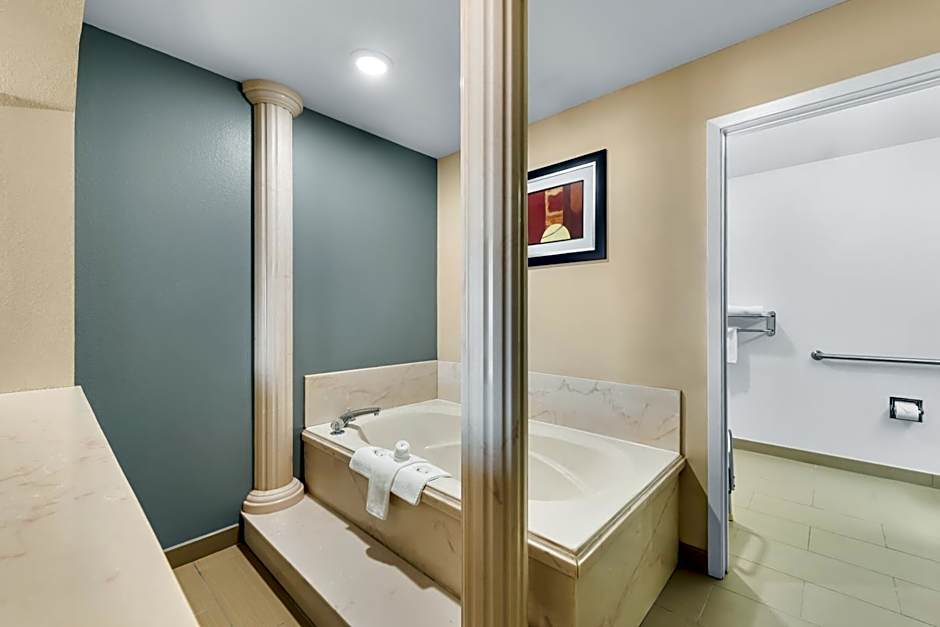 Quality Inn Marshall