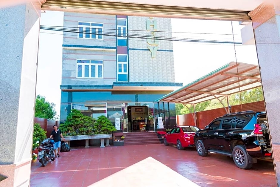 Khách sạn Ngọc Thủy LaGi