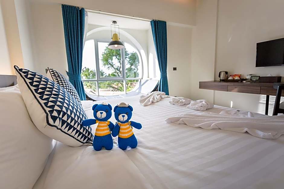 BearPacker Patong Hostel