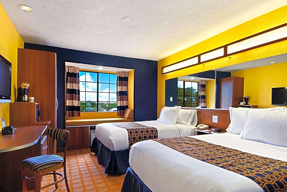 Microtel Inn & Suites By Wyndham New Braunfels