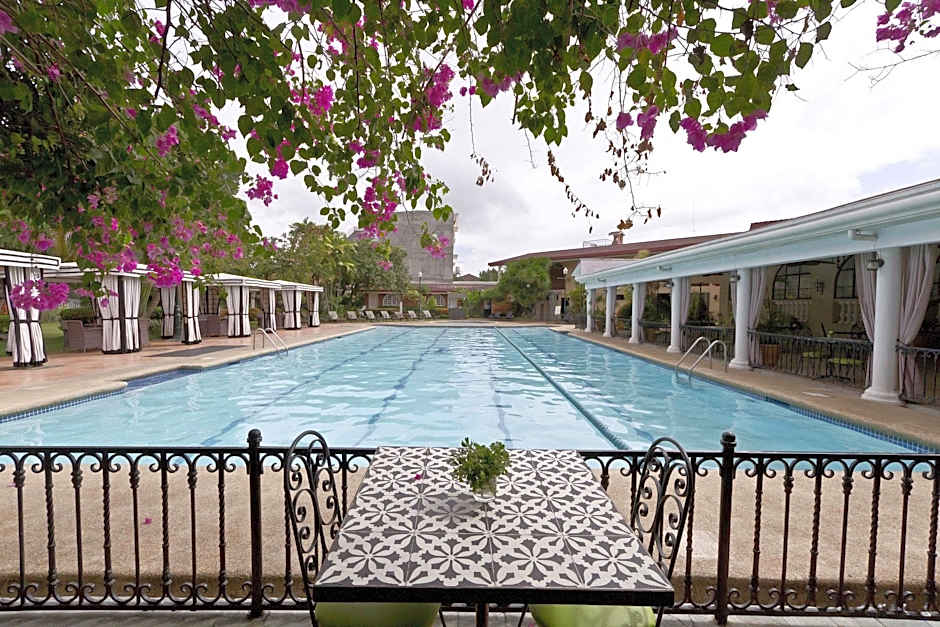 Montebello Villa Hotel