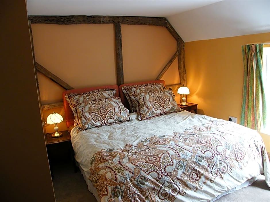 Sir Alfred Munnings Hotel