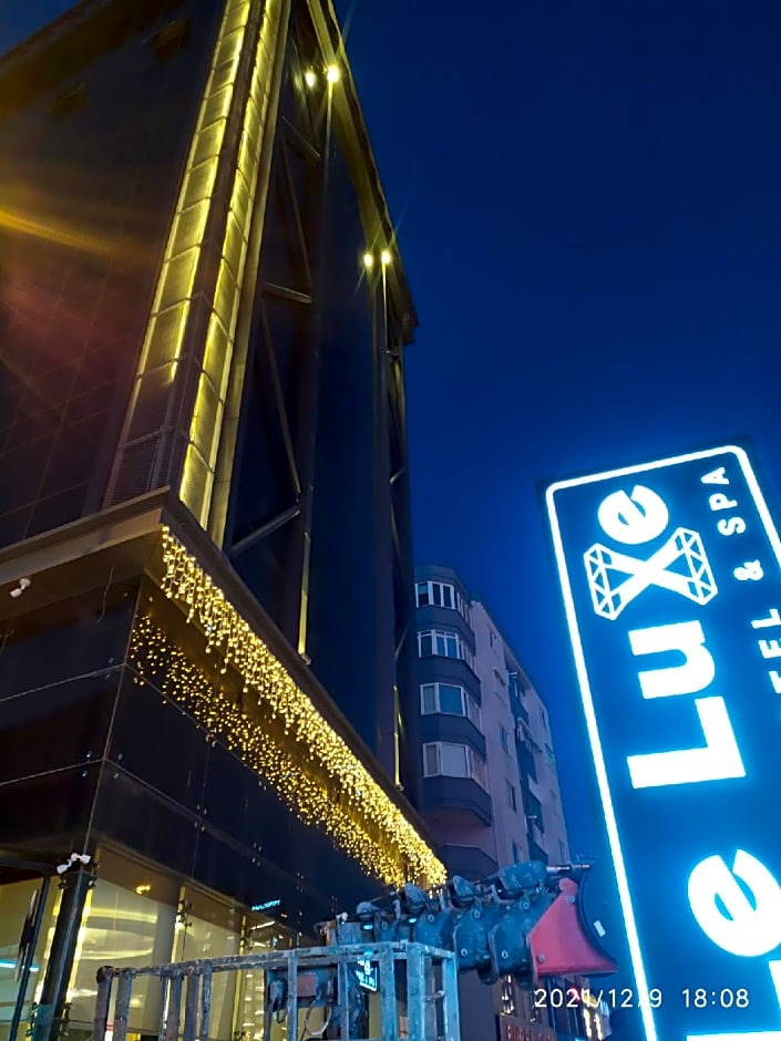 LE LUXE suites hotel SPA