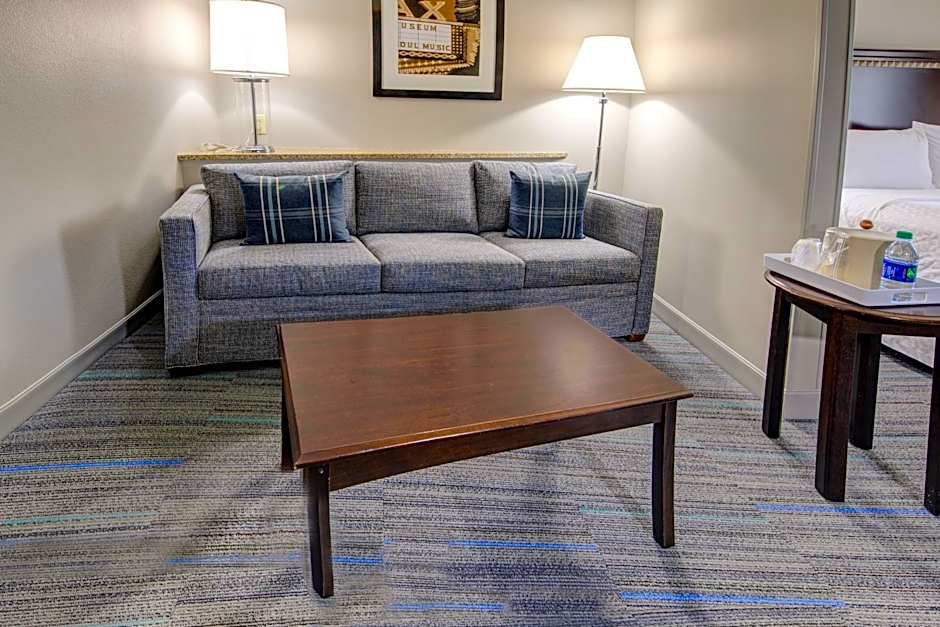 Photo 1 of 6 of 1 King Bed with Sofabed Guestroom