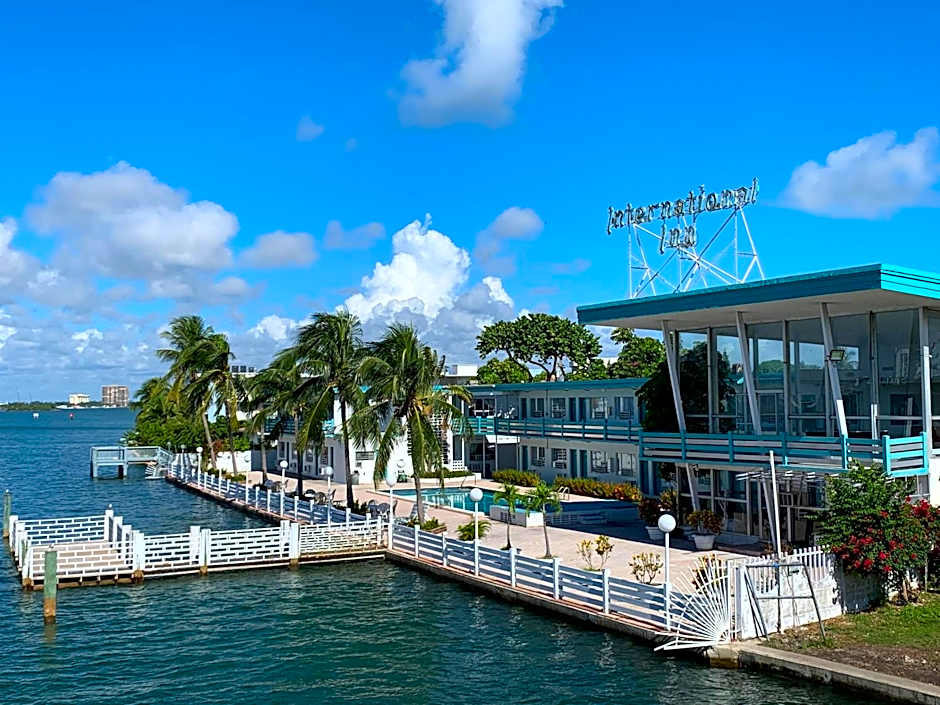 Photo 1 of 50 of International Inn on the Bay
