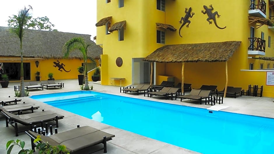 Zar Manzanillo