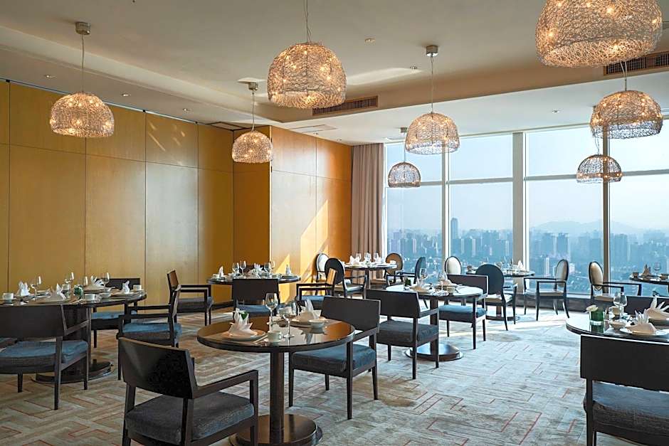 Renaissance by Marriott Huizhou Hotel