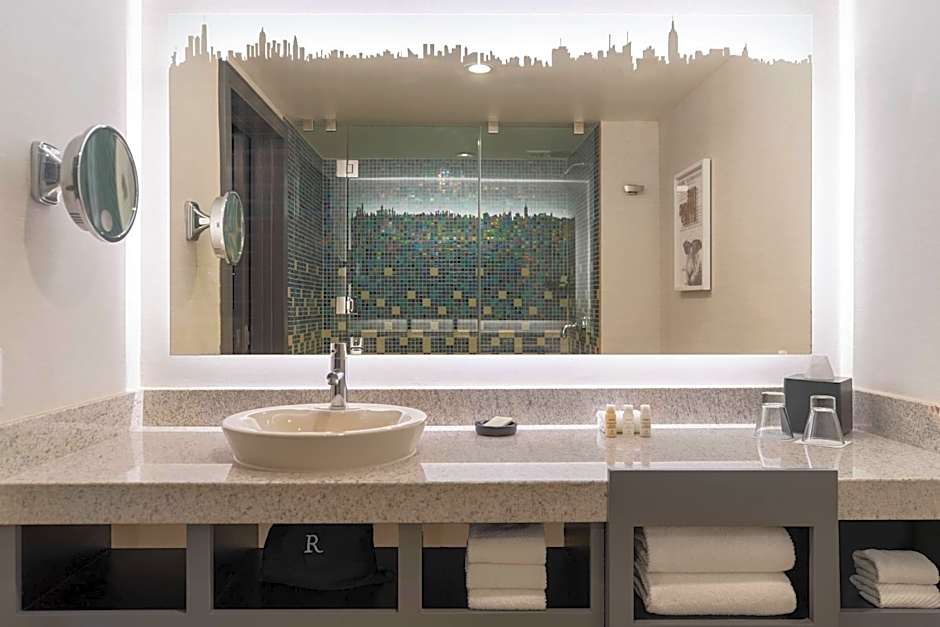 Renaissance by Marriott New York Times Square Hotel