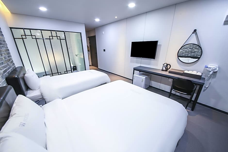 Hotel Cube