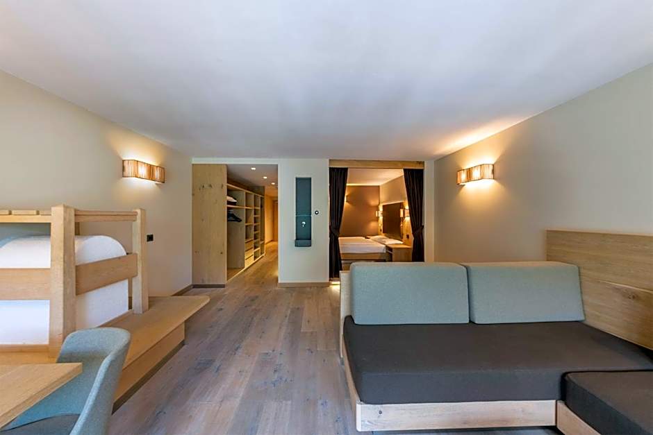 Design & Suite Hotel Ciarnadoi