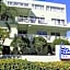 Chart House Suites and Marina