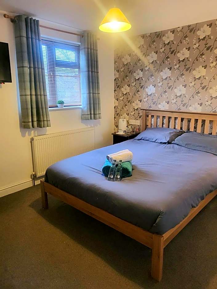 Photo 1 of 3 of Double Room