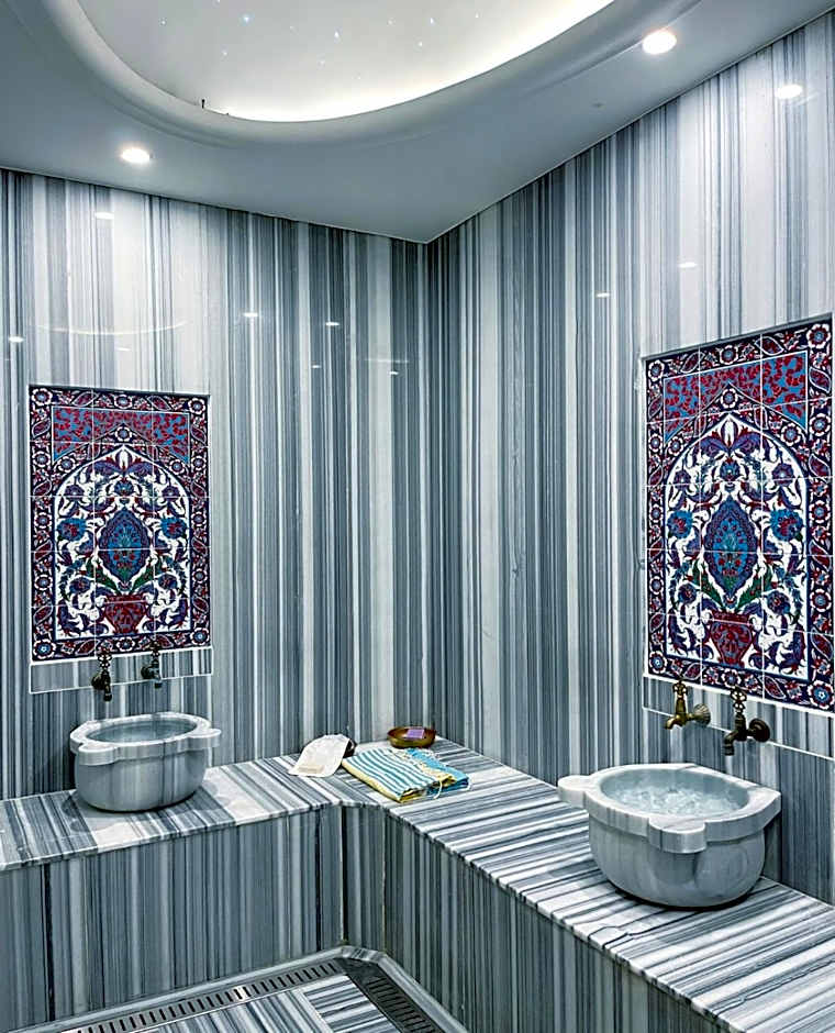 The Conforium Hotel Van