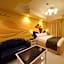 Hotel Fine Garden Suzuka - Free Parking