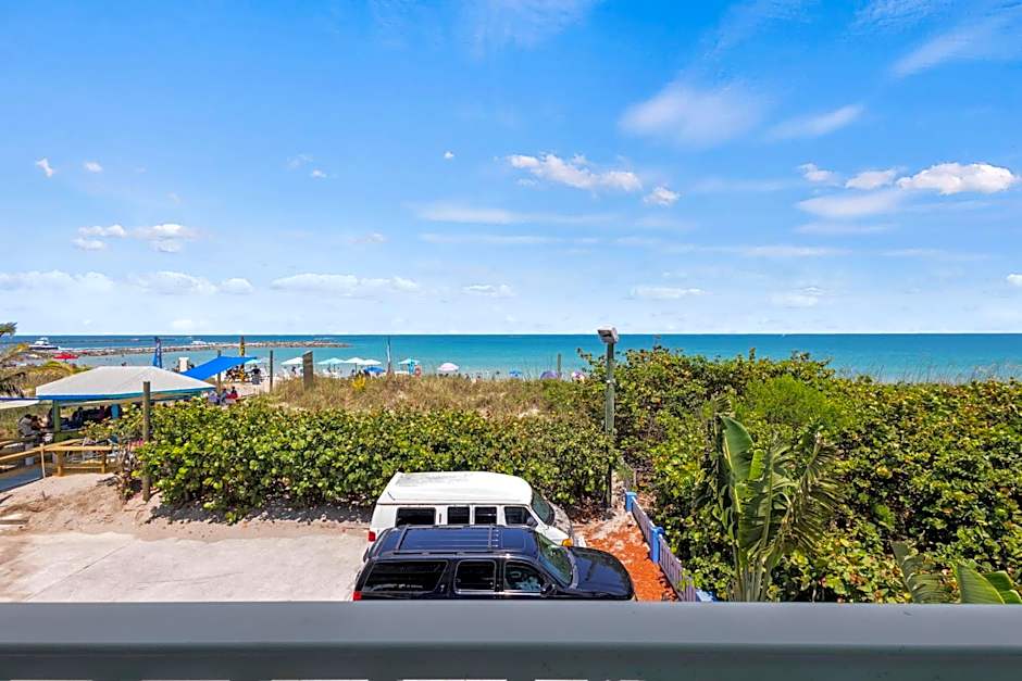 Ocean View Hotel Room with Balcony- 2 Full Beds #20