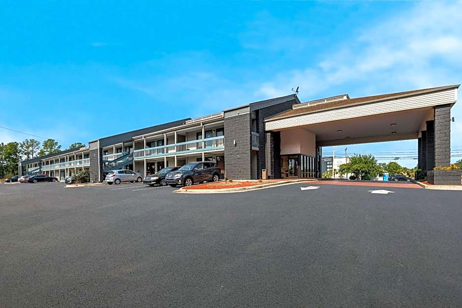Quality Inn Fort Jackson