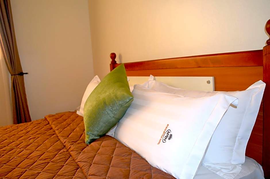 Marie's Royale Hotel