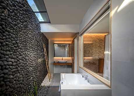 Suite with Sea View