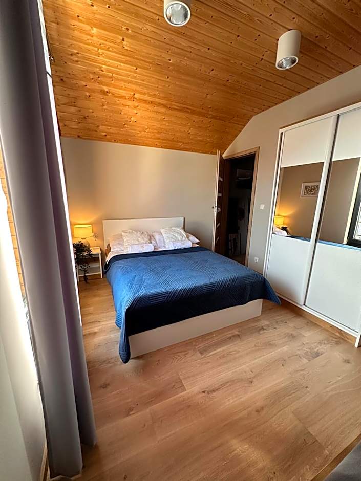 Domki Złote Piaski Kryty Basen Sauna Jacuzzi