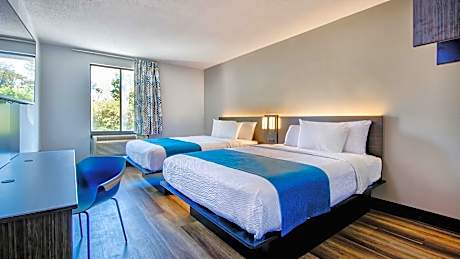 2 Queen Beds | Non-Smoking, Micfridge