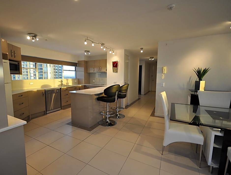 Pacific Plaza Apartments