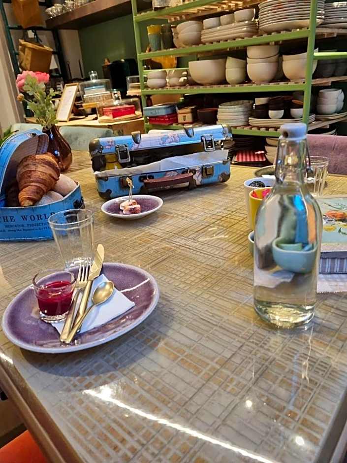 BareFoodGIULIA - Inspiration Hotel