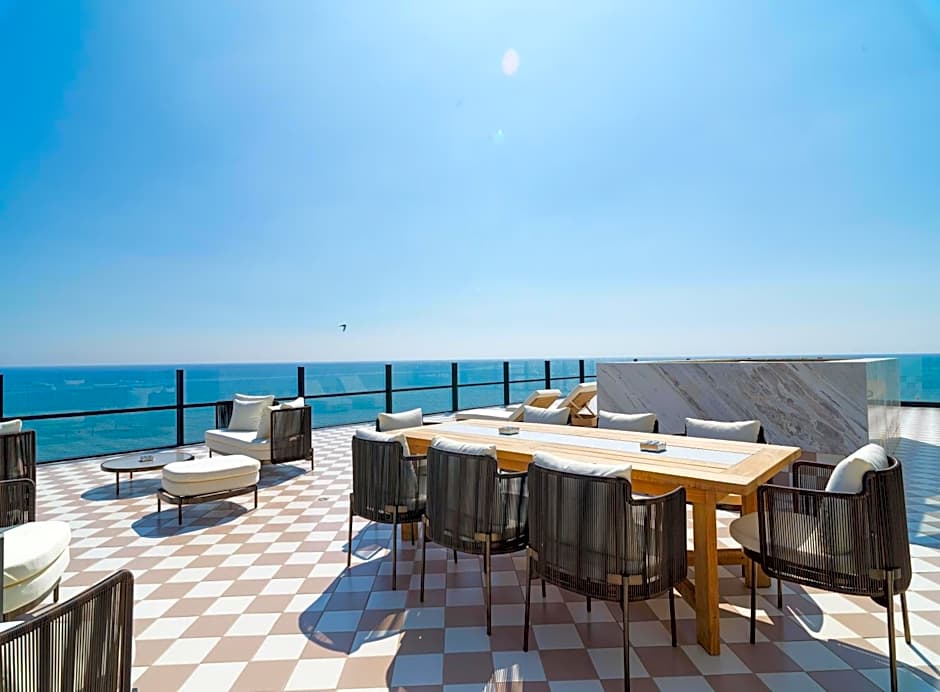 LIV Mackenzie Beach Suites Larnaca ADULTS ONLY