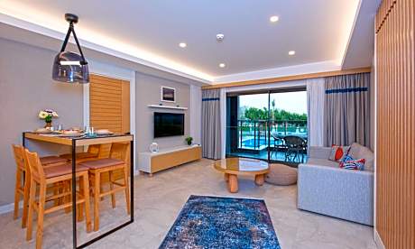 A Suite Side