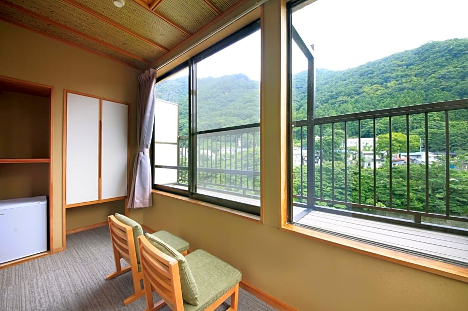 MICASA (Minakami Hot Spring Ryokan)