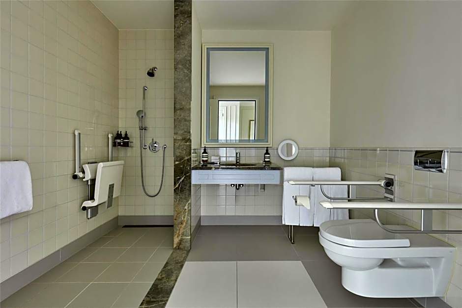 Waldorf Astoria By Hilton Amsterdam