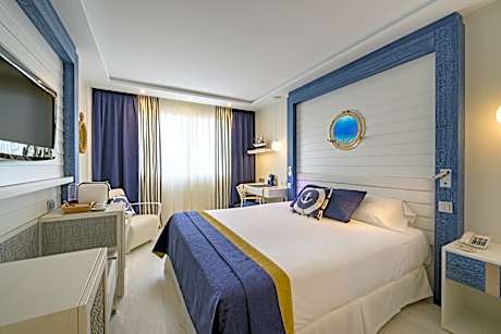 Double Single Use Deluxe