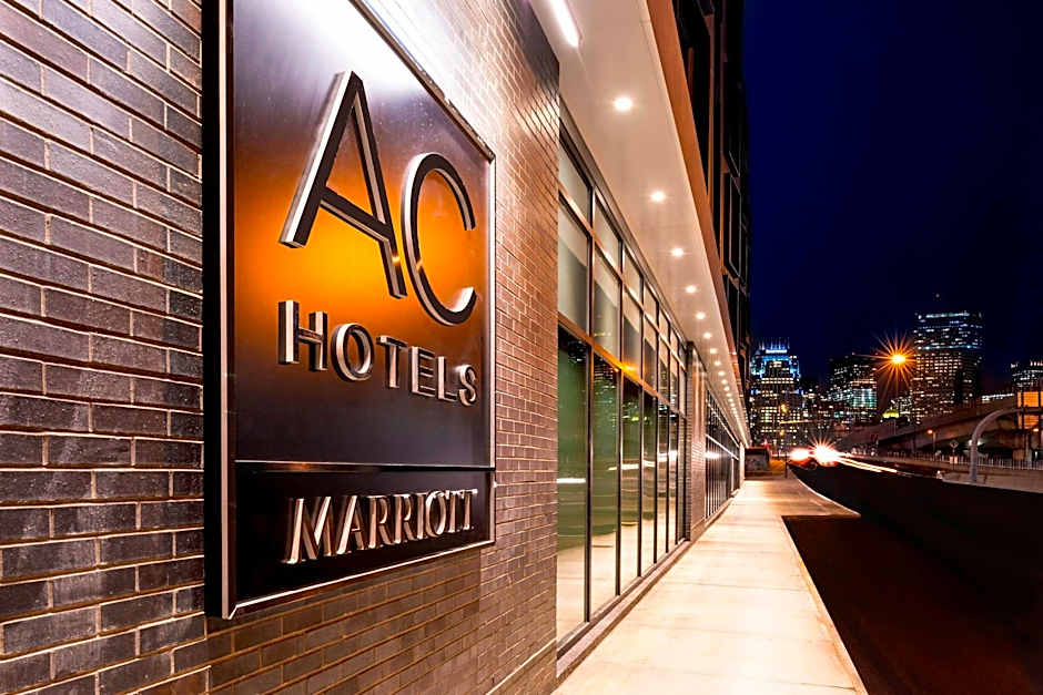 AC Hotel Boston Downtown
