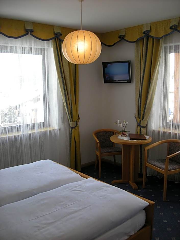 Garni Hotel Rezia
