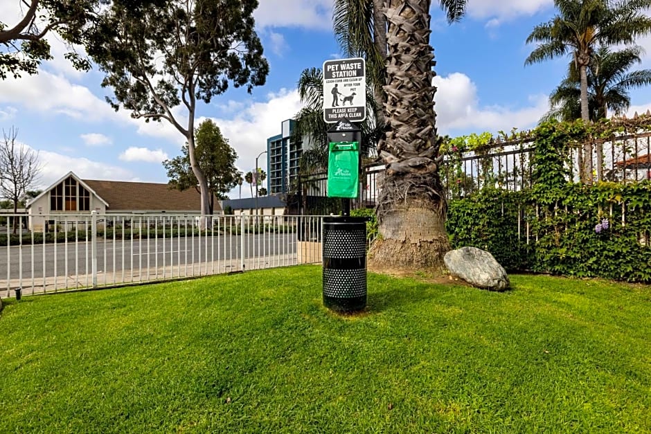 Motel 6-Santa Ana, CA