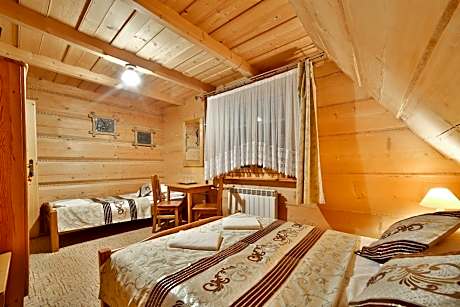 Triple Room with Private External Bathroom