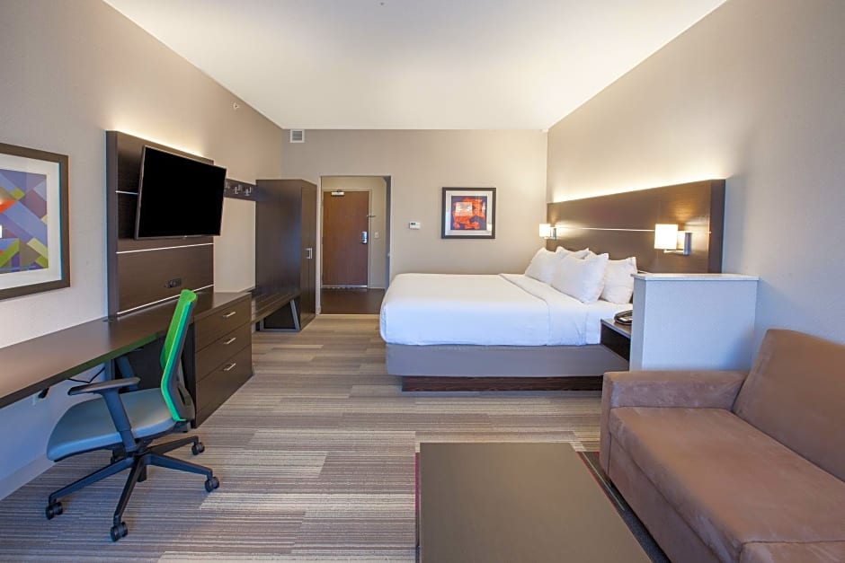 Holiday Inn Express Hotel & Suites Seymour