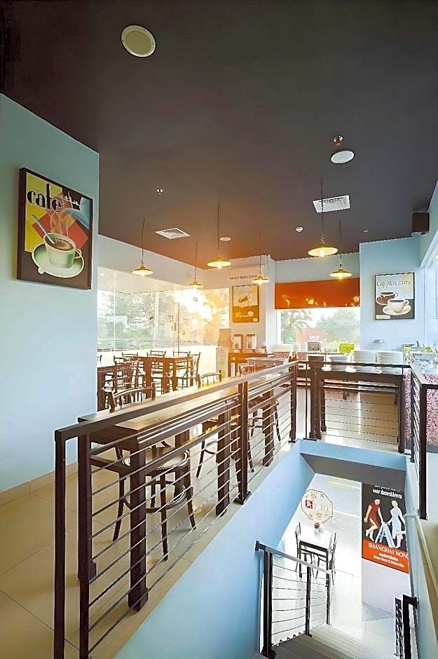 Monoloog Hotel  Surabaya