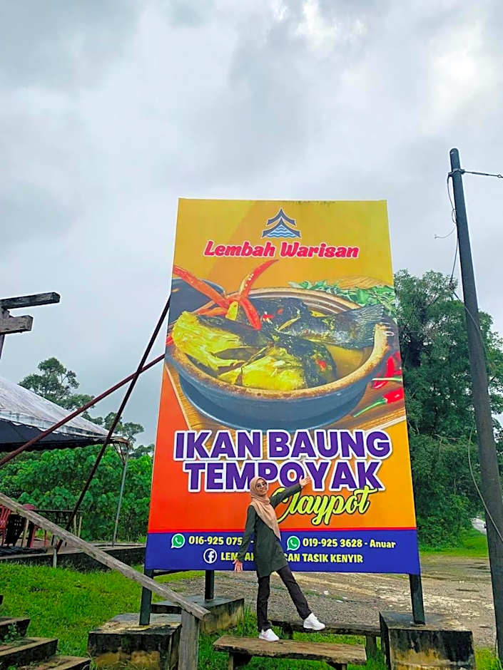 ANGGERIK IMPIAN HOTEL -Best for Travellers at Kuala Berang