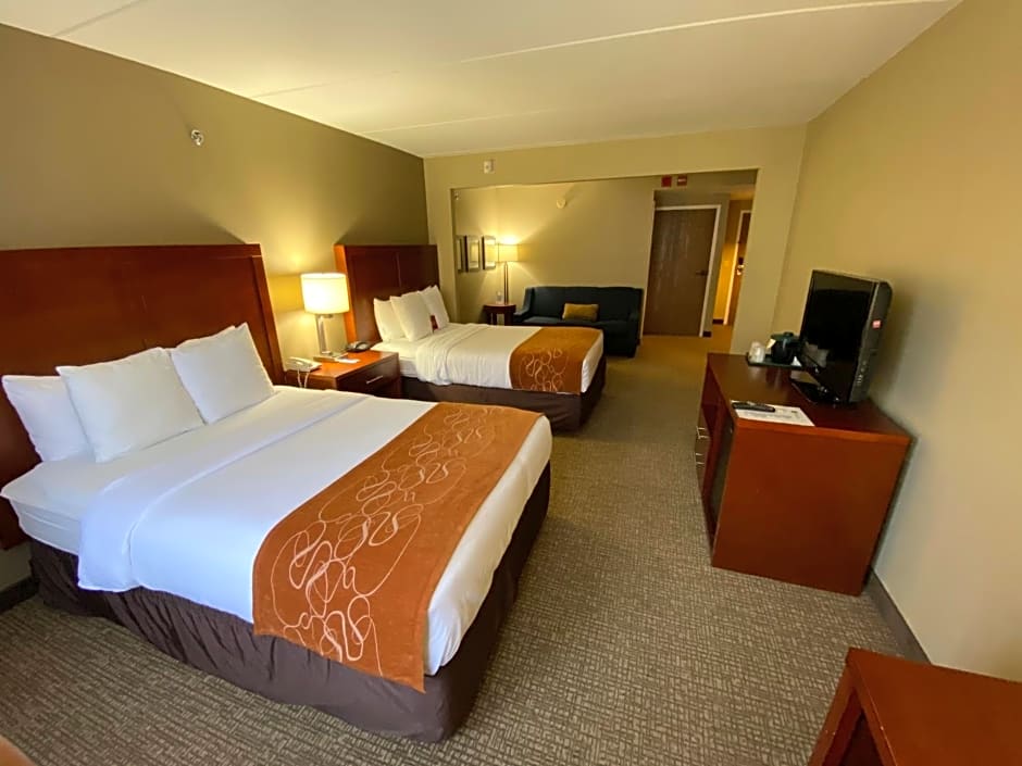Comfort Suites Near Casinos Norwich-Uncasville