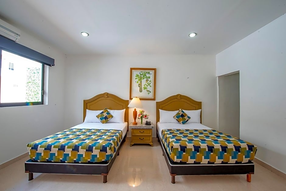 Hotel Embajadores